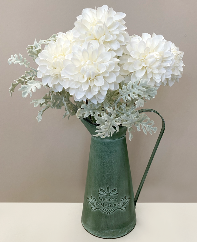 inspo-dahlia-cream-dusty-miller