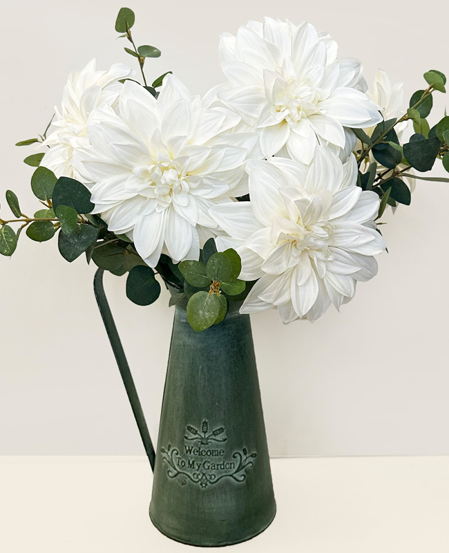 inspo-dahlia-white-green-jug-welcome